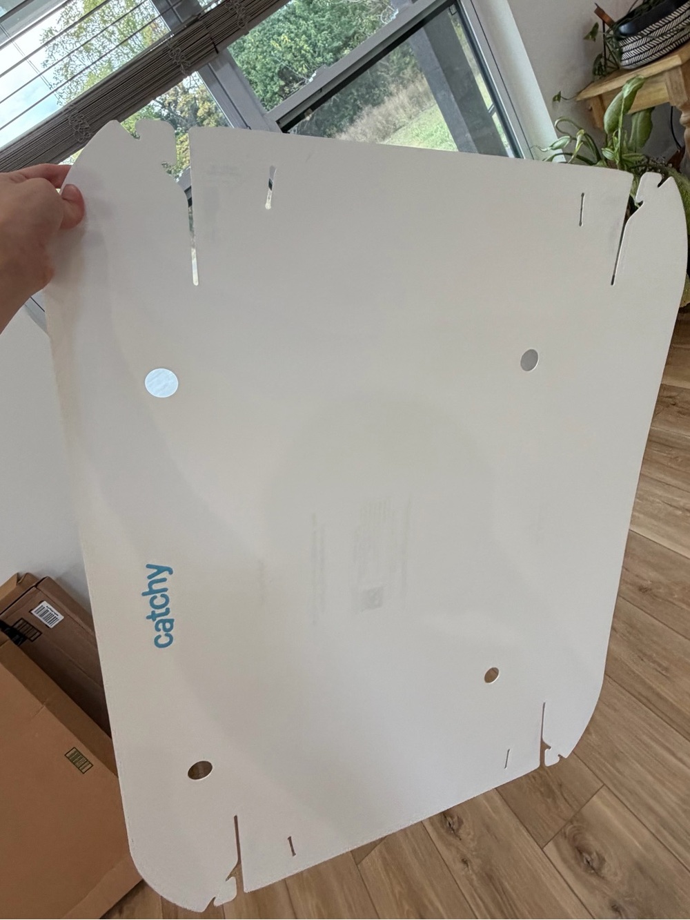 White catchy for the IKEA ANTILOP highchair